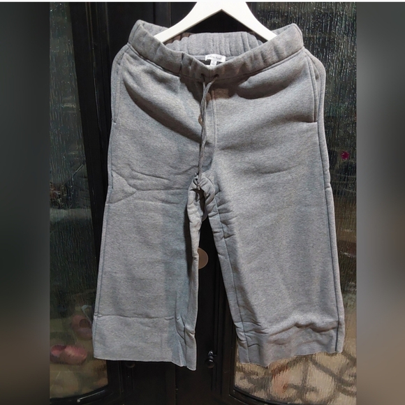 5 Piece Size Small Clothing Bundle - Picture 2 of 6